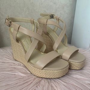 Jessica Simpson Beige Salona Wedges